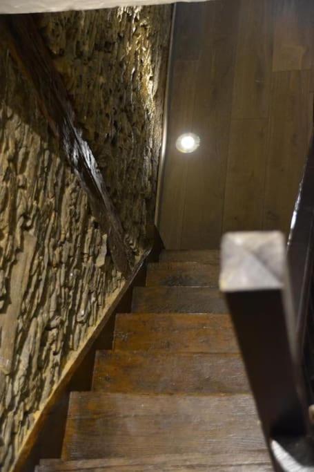 La Legende - Gite Dans Un Quartier Pittoresque Bouillon Exterior photo